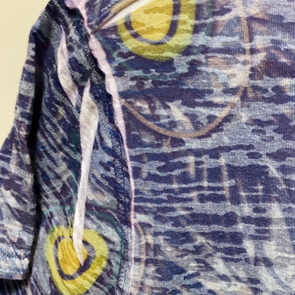 Daytrip Buckle Angel Wing Juniors T-Shirt - Picture 3 of 11